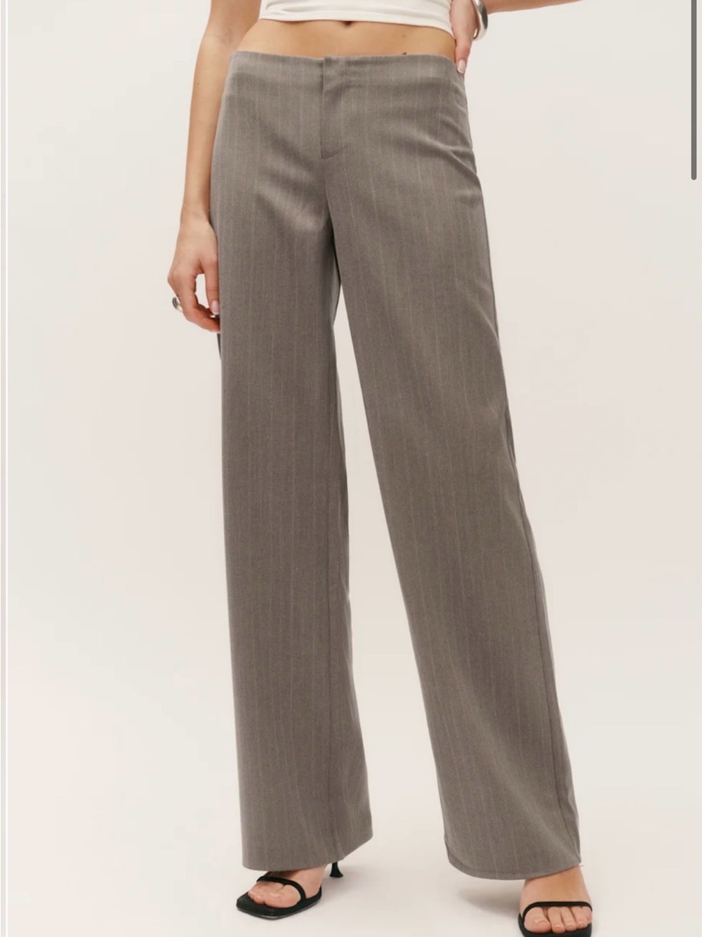 REFORMATION- VIDYA LOW RISE PANT - Picture 2 of 6